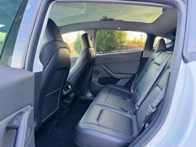 TESLA Model Y PERFORMANCE DUAL MOTOR AWD *UNIPROP*