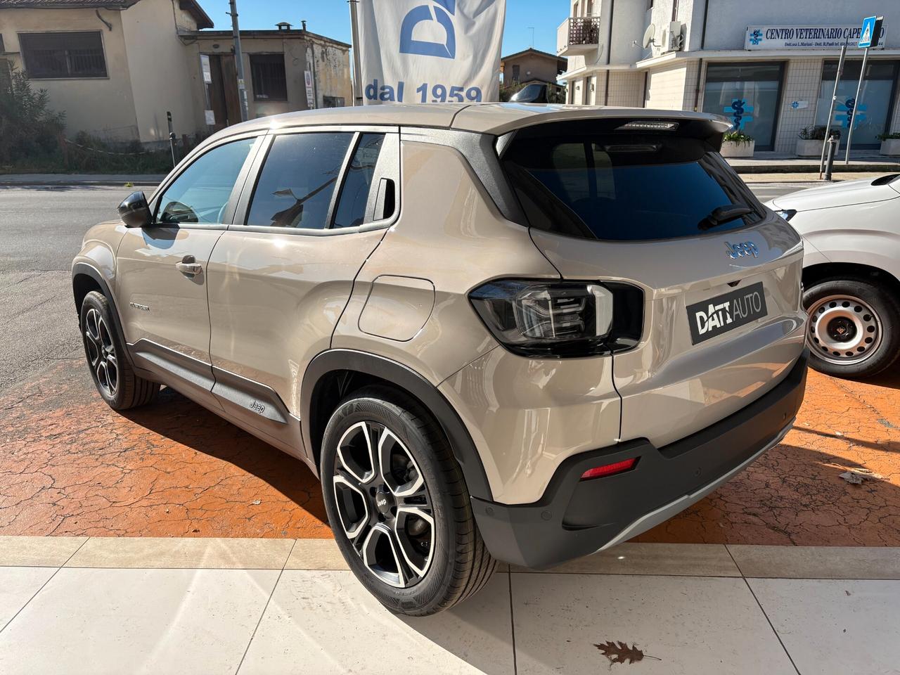 Jeep Avenger 1.2 Turbo 100 CV MHEV Summit