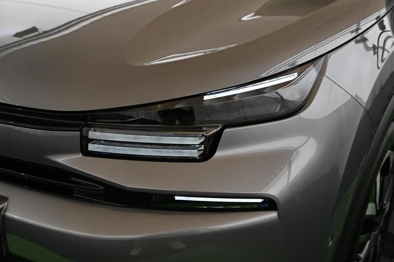 Citroen C4 X Hybrid 136 e-DCS6 Max