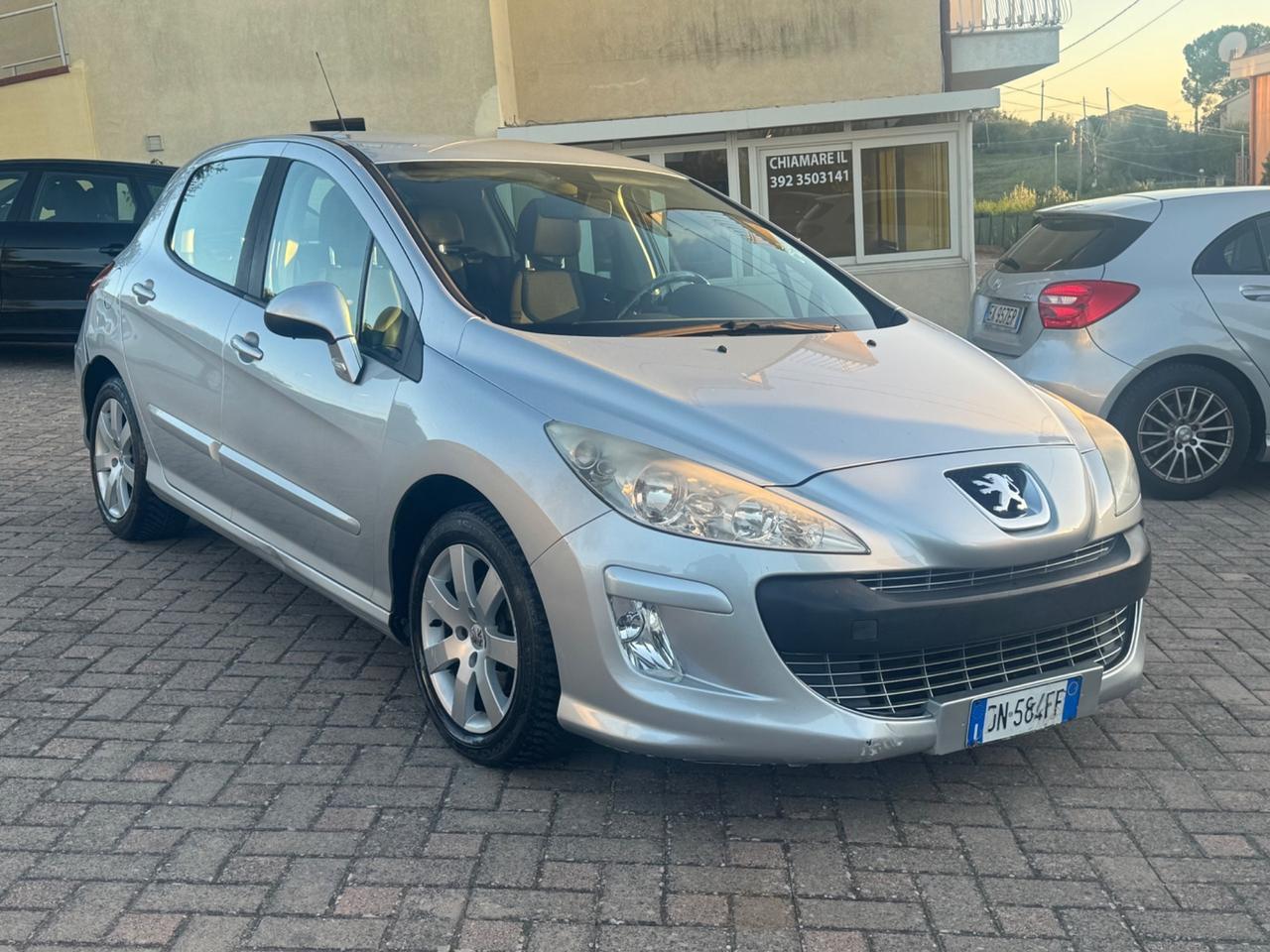 Peugeot 308 1.6 HDi 90CV 5p. Tecno