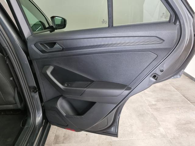 VOLKSWAGEN T-Roc 1.5 TSI ACT Style BlueMotion Technology R-LINE