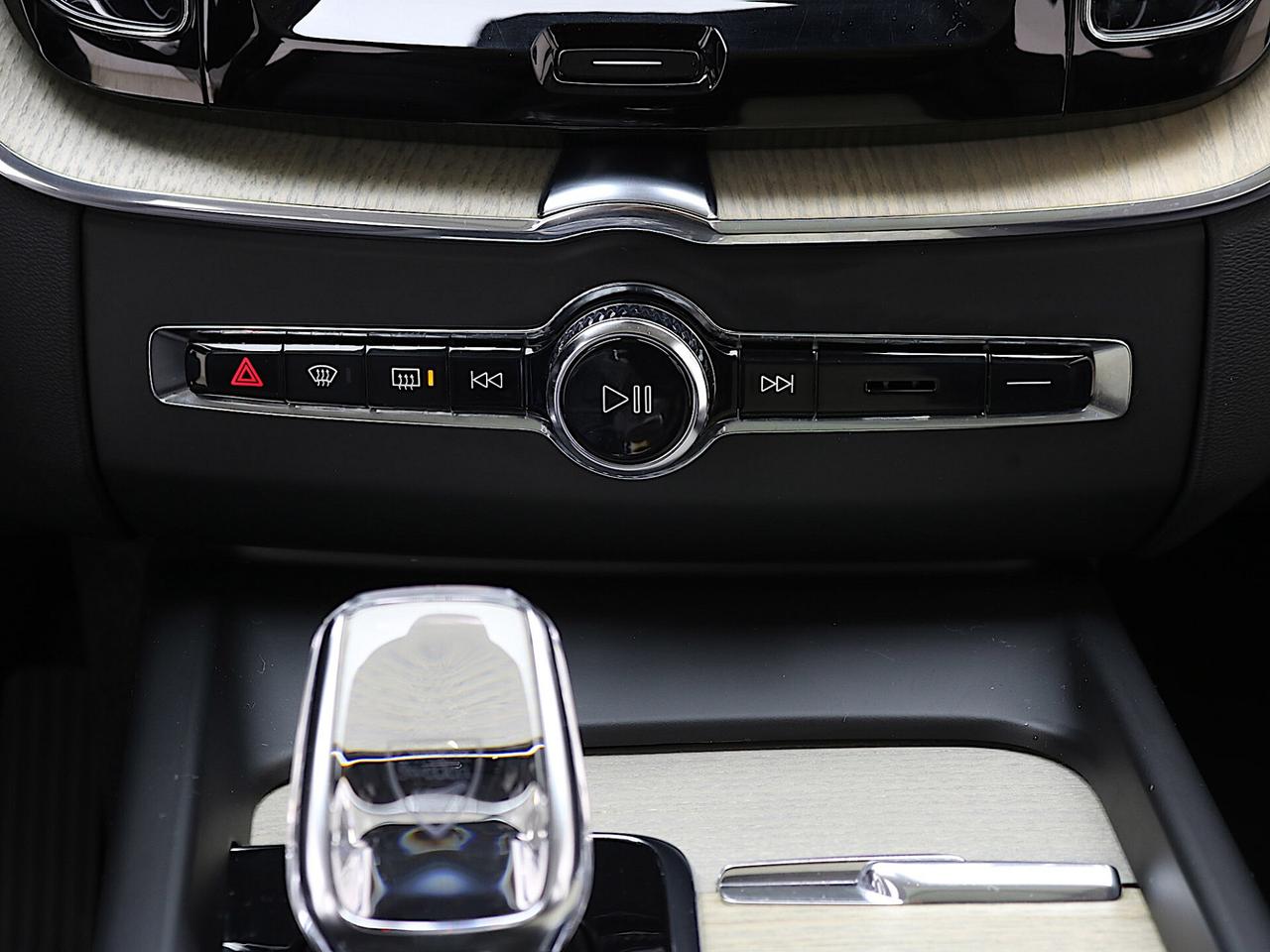 Volvo XC60 B4 AWD auto Inscription TETTO APRIBILE