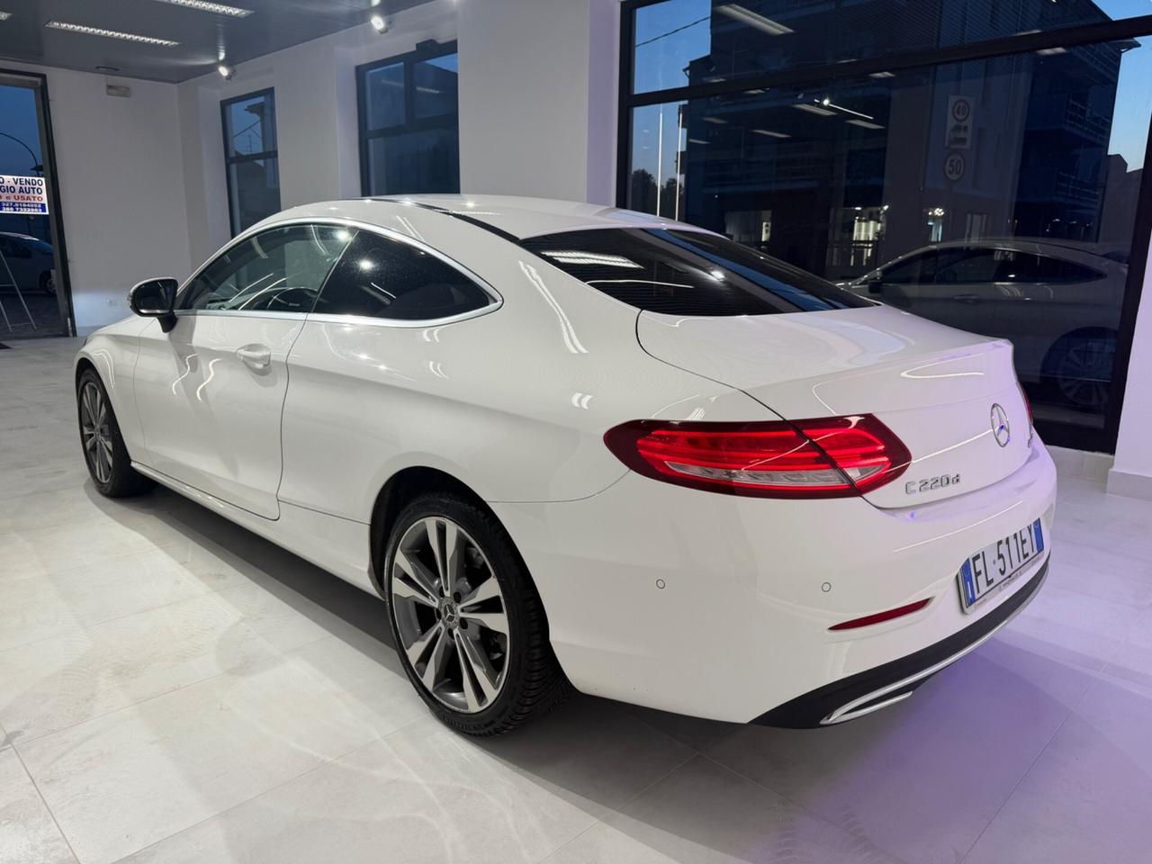 Mercedes-benz C 220 d Auto 4Matic Coupé Premium Plus