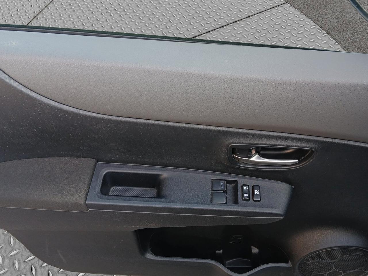 Toyota Yaris 5 Porte Yaris 5p 1.0 Lounge s/CL