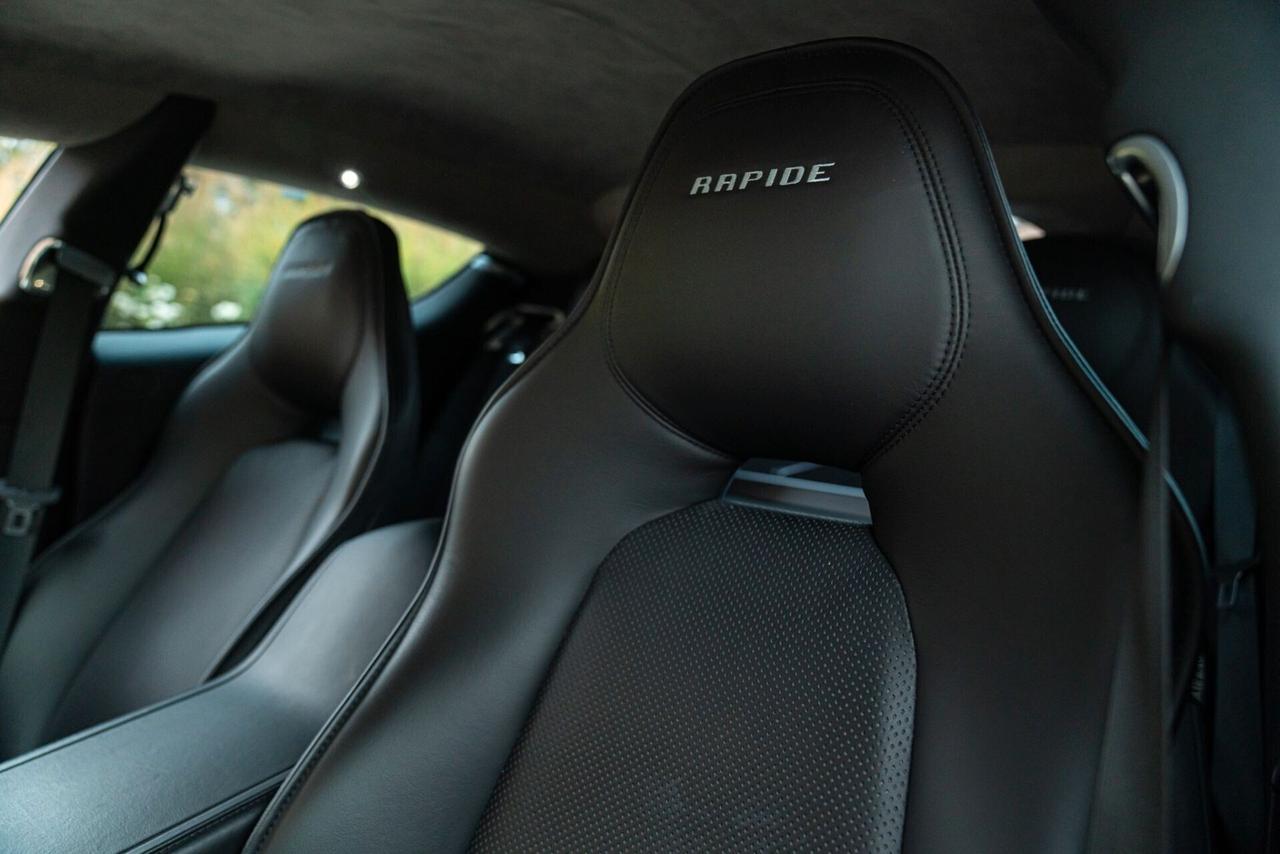 Aston Martin Rapide 4 porte