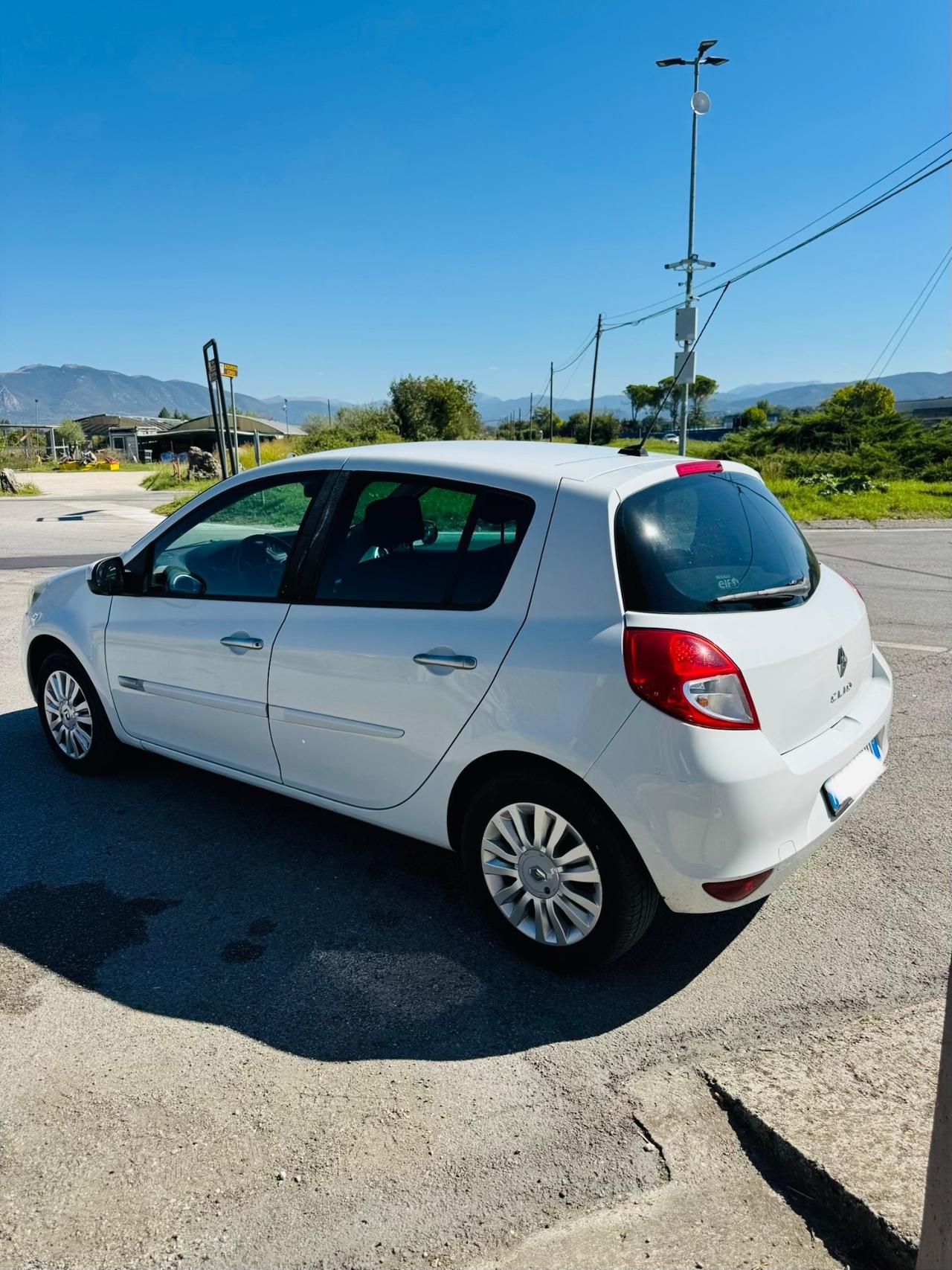 Renault Clio 1.2 16V 5 porte GPL Dynamique