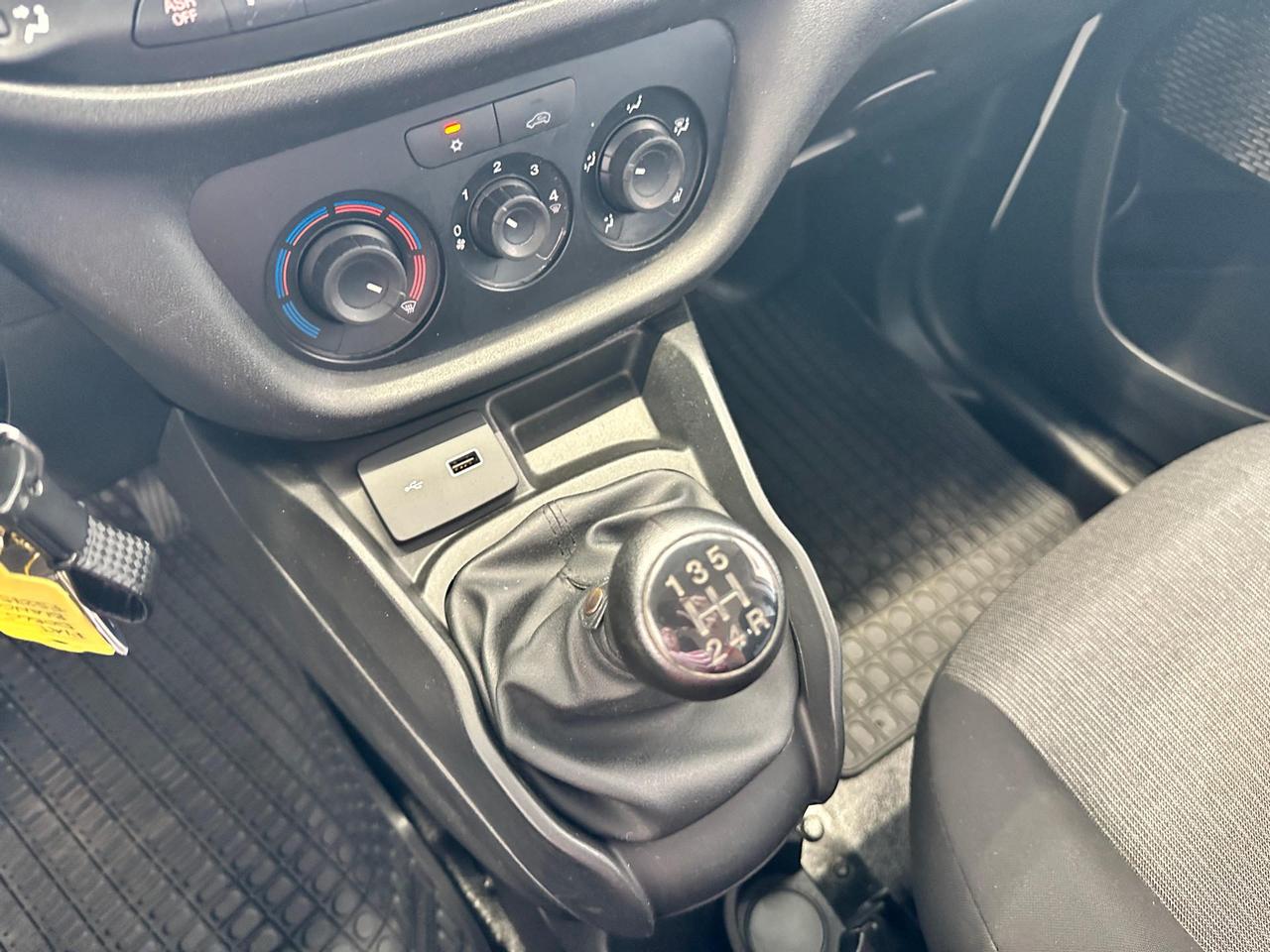 Fiat Doblo cargo 1.3 mjt 16v SX 95cv E6