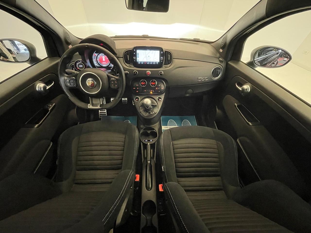 Abarth 695 1.4 Turbo T-Jet 180 CV