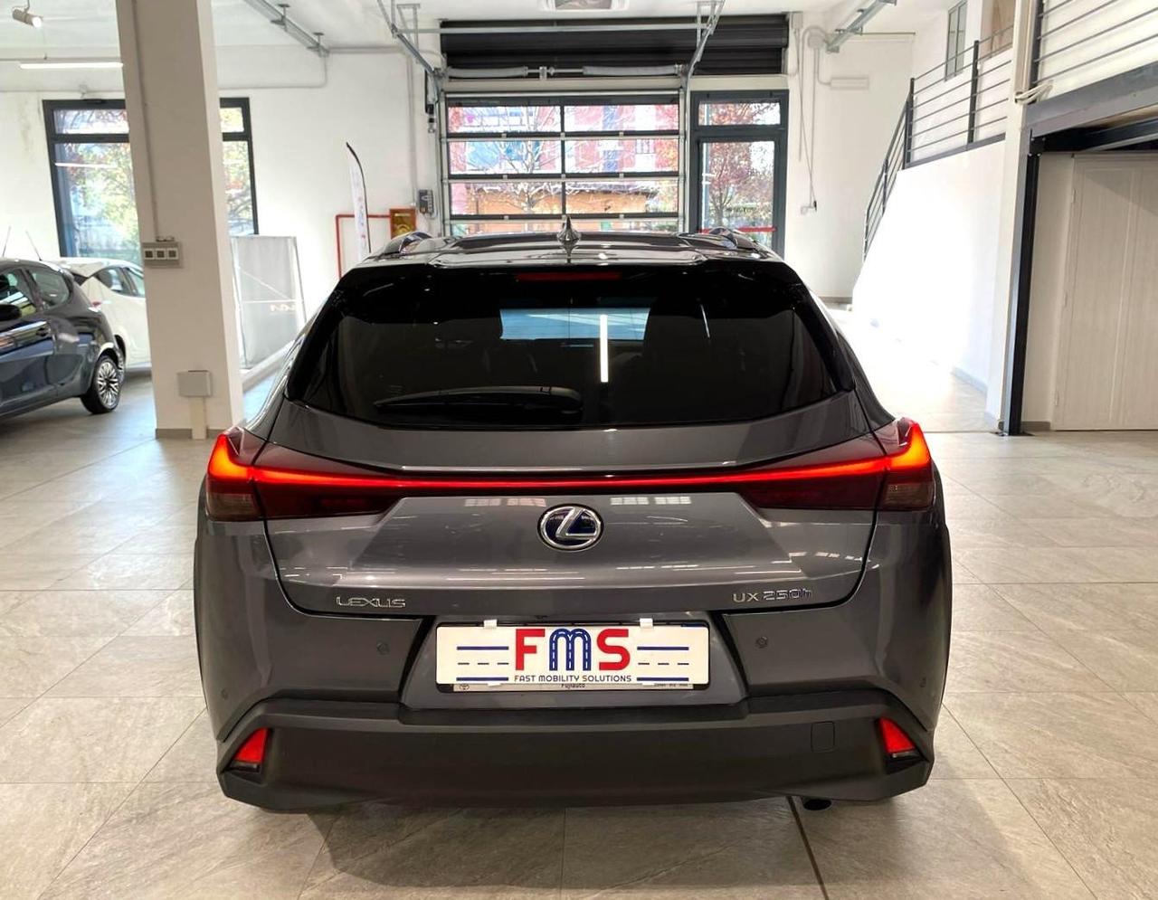 Lexus UX 250h 2.0 Executive 2wd cvt my20