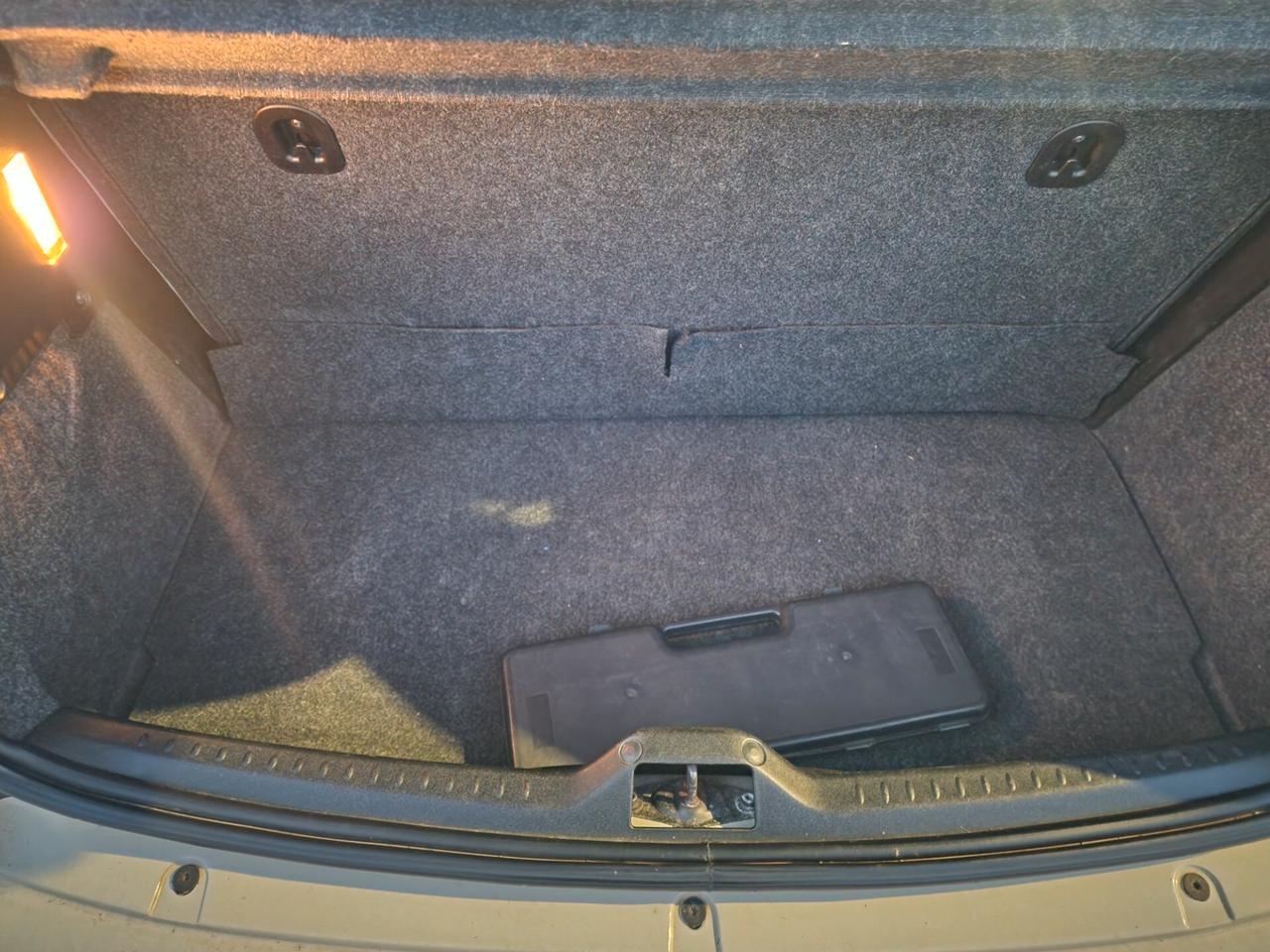 Lancia Ypsilon 1.3 MJT 75 CV Argento