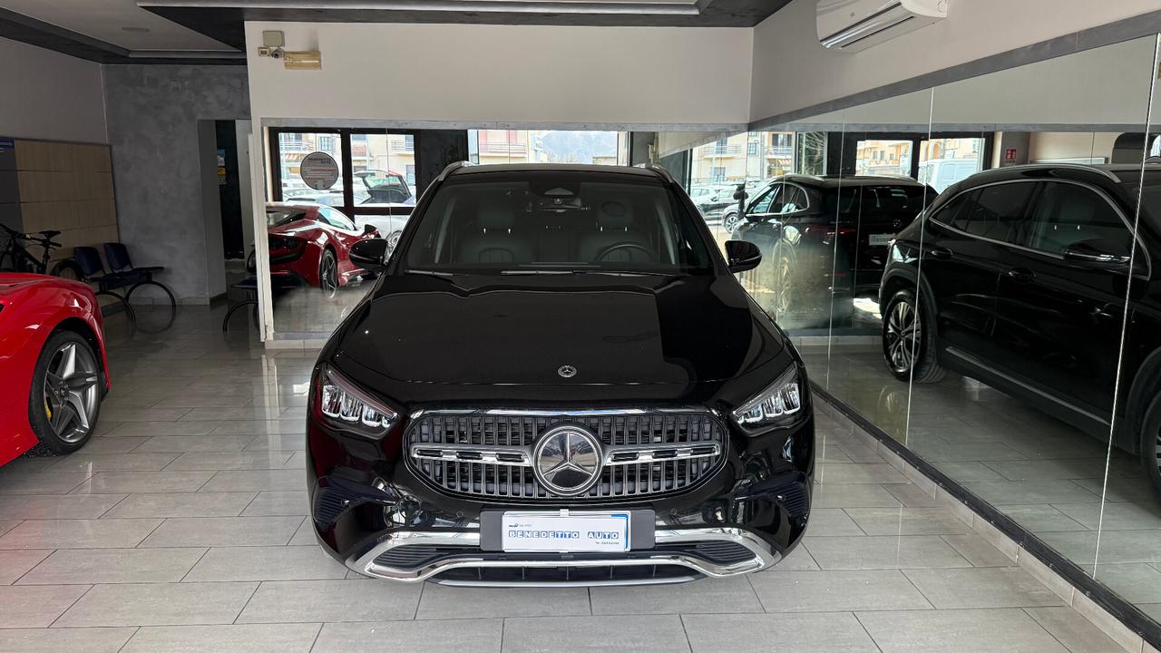 MERCEDES GLA 180 D MOTORE 2.0 116 CV restyling