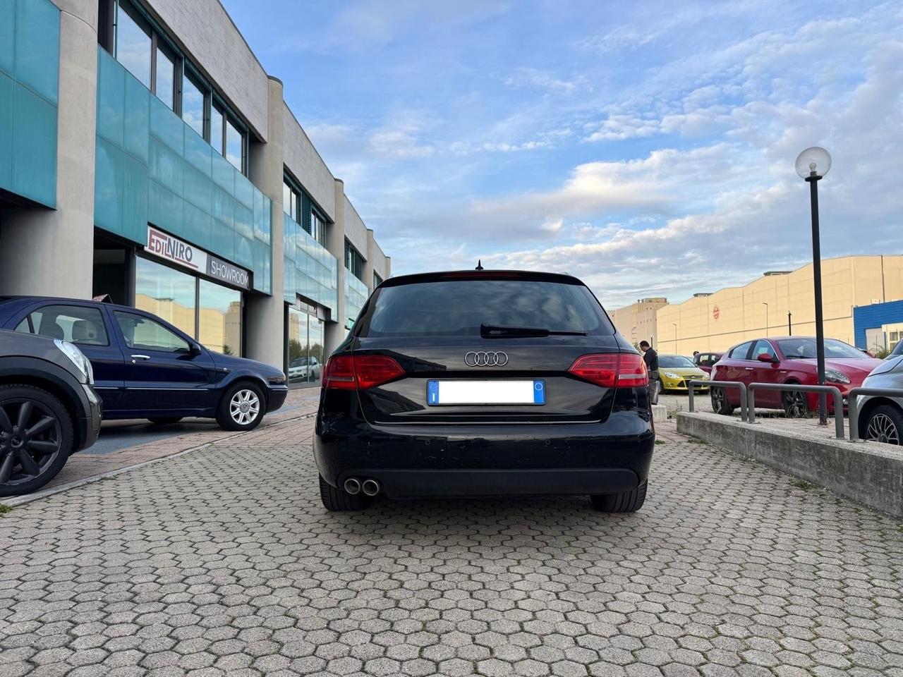 Audi A4 2.0 TDI 143CV cambio automatico