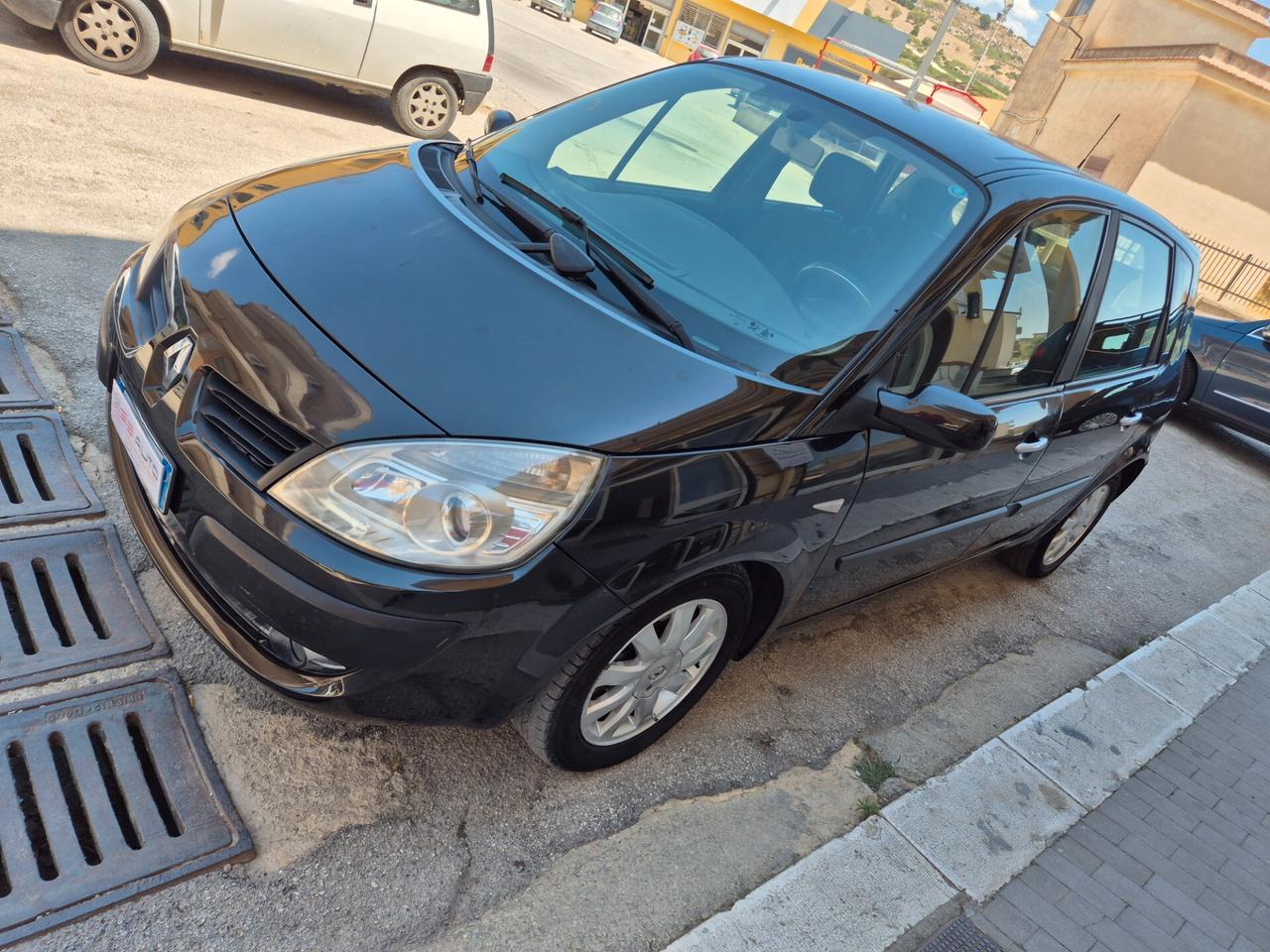 RENAULT SCENIC ANNO 2008 1.9 DCI 130 CV