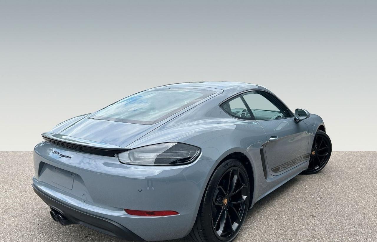 Porsche 718 Spyder Porsche Cayman Style edition