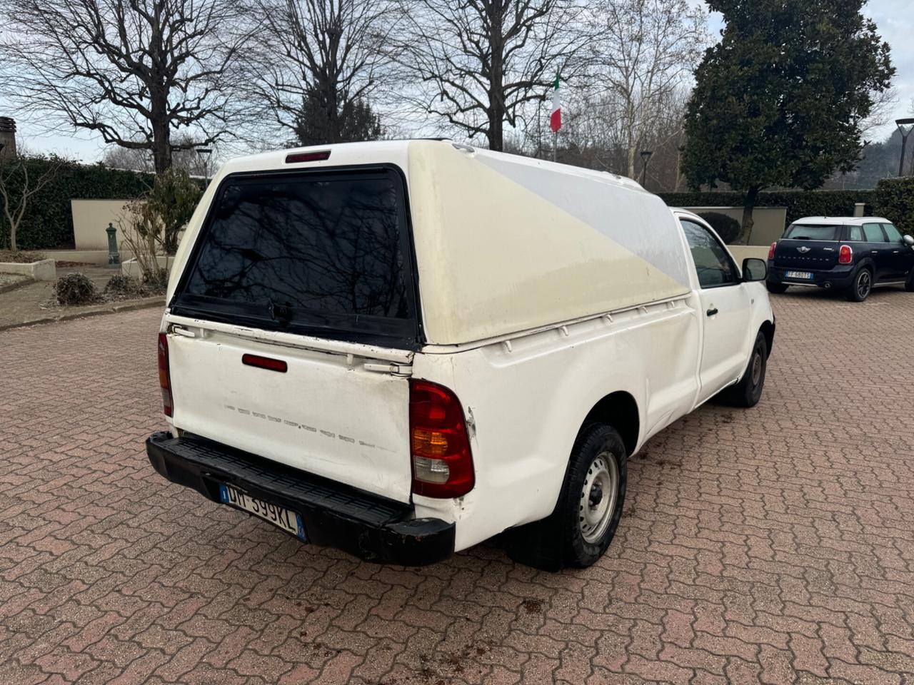 Toyota Hilux 2.5 D-4D 2WD 2p. Pick-up