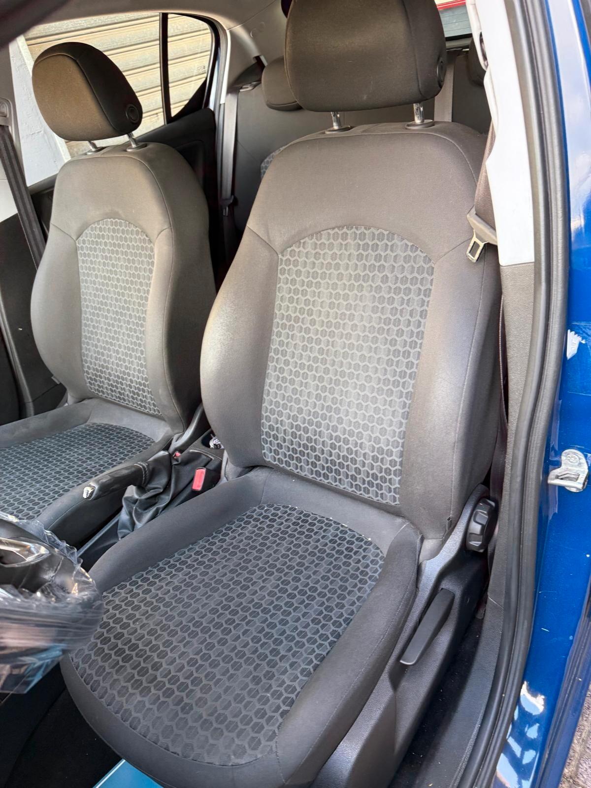 Opel Corsa 1.4 90CV GPL Tech 5 porte 120 Anniversary