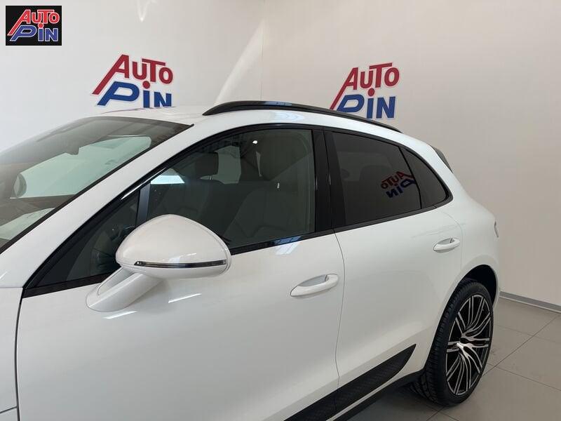 Porsche Macan 2.0 "Keyless entry"ACC*21”