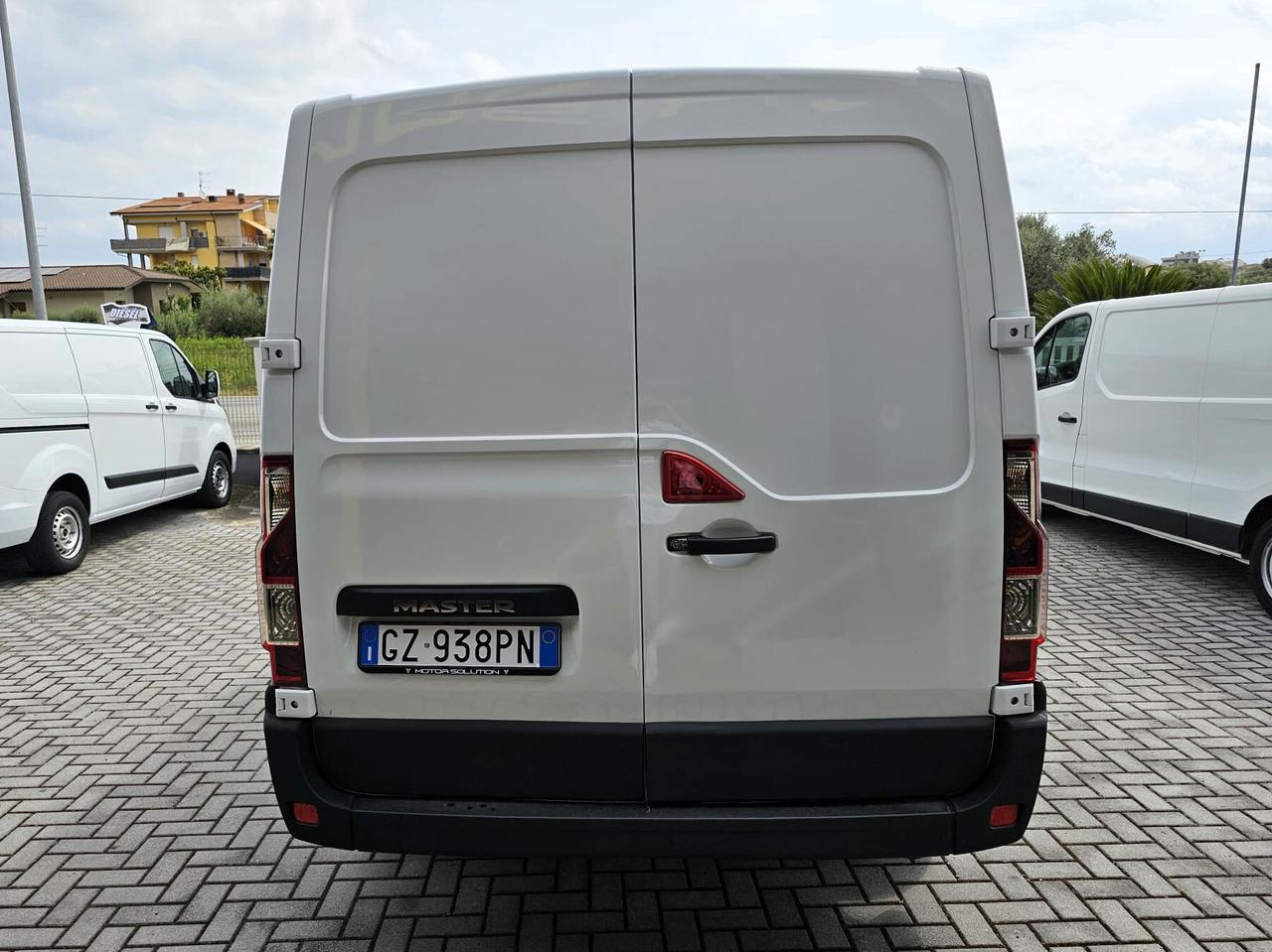 Renault Master 28 2.3 Dci PC TN 3 Posti- Coibentazione leggera