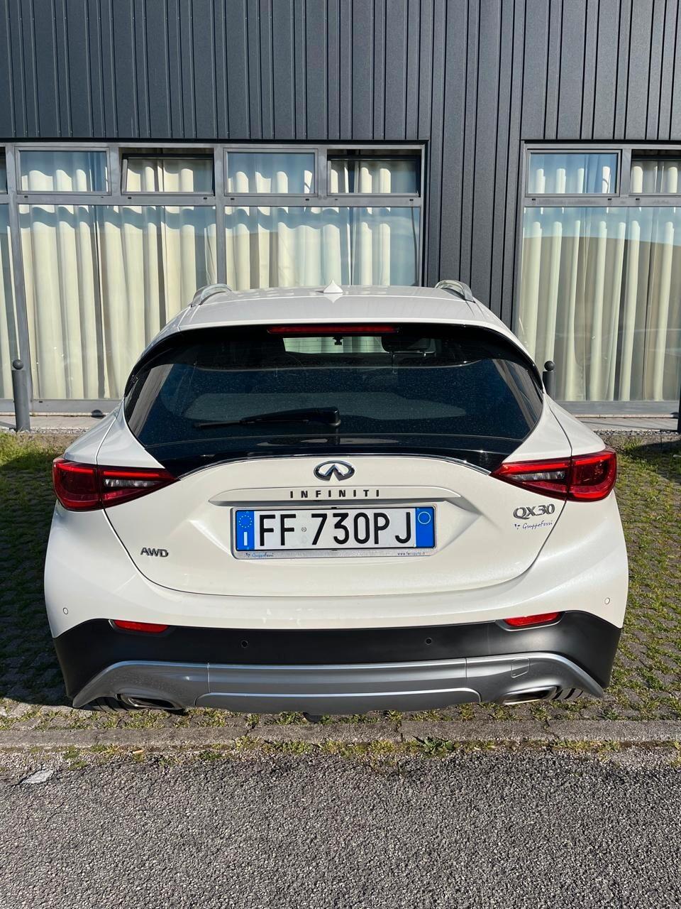 Infiniti QX30 2.2 diesel DCT AWD Premium Tech
