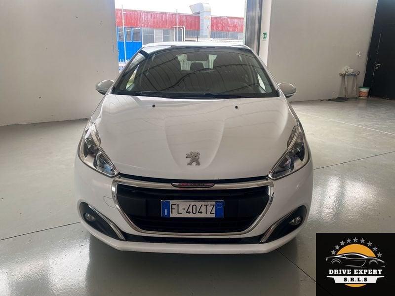 Peugeot 208 Allure PureTech 82cv