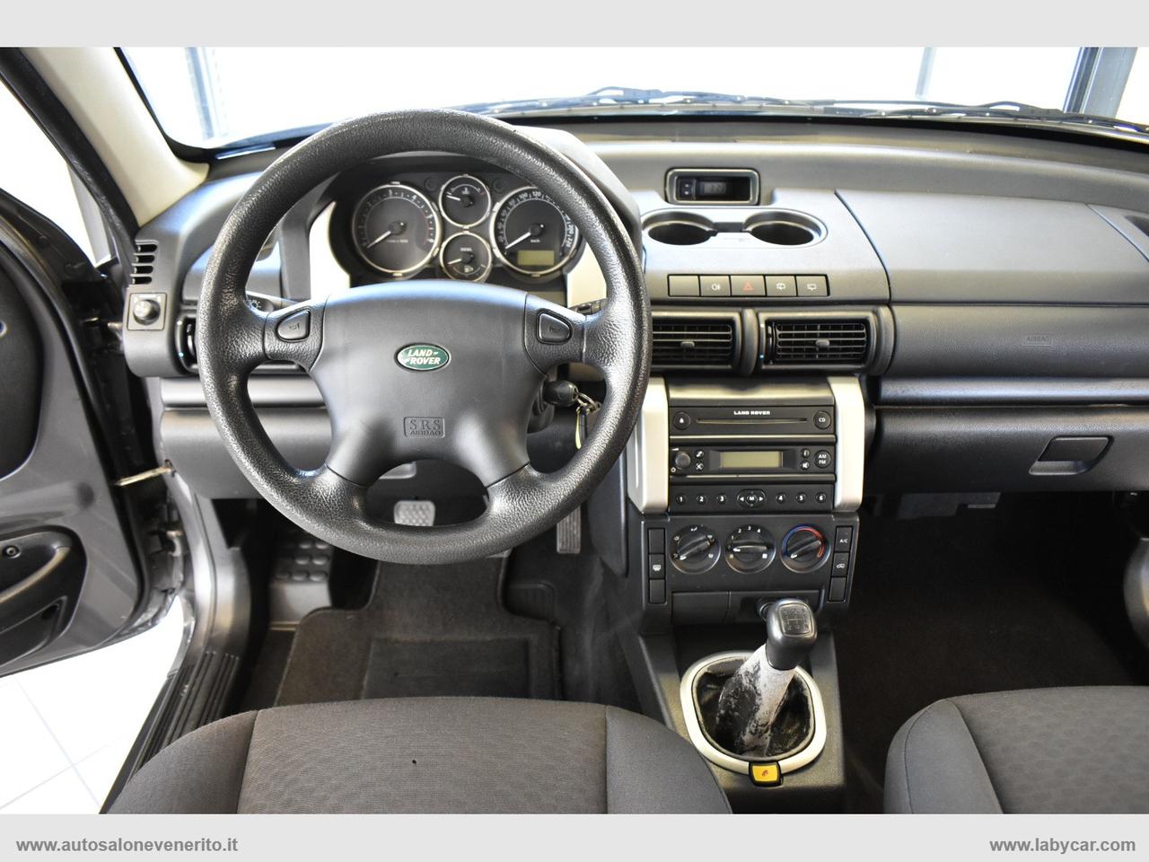 LAND ROVER Freelander 2.0 Td4 3p. Softback S
