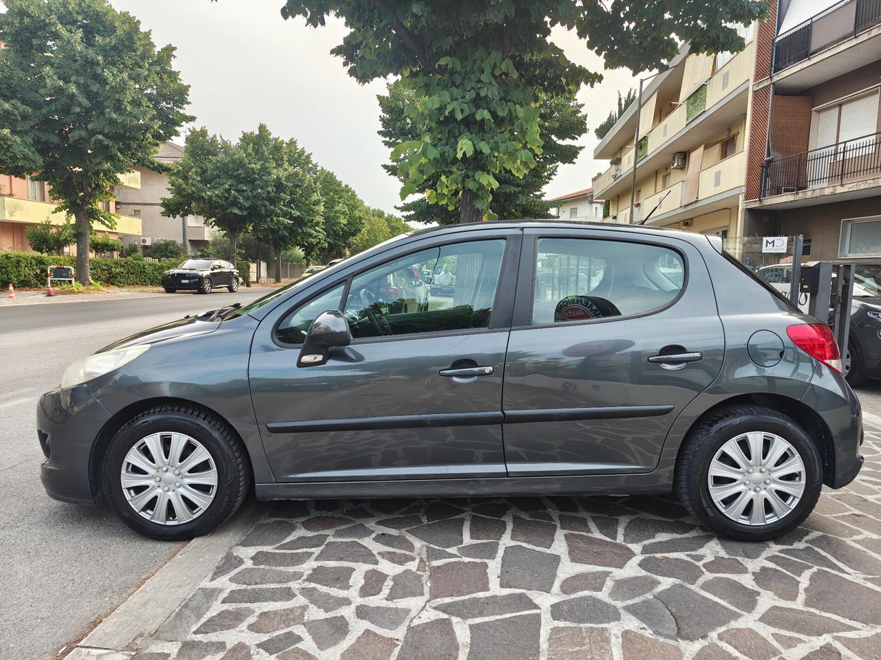 Peugeot 207 1.4 8V 75CV 5p. Energie Sport ECO GPL