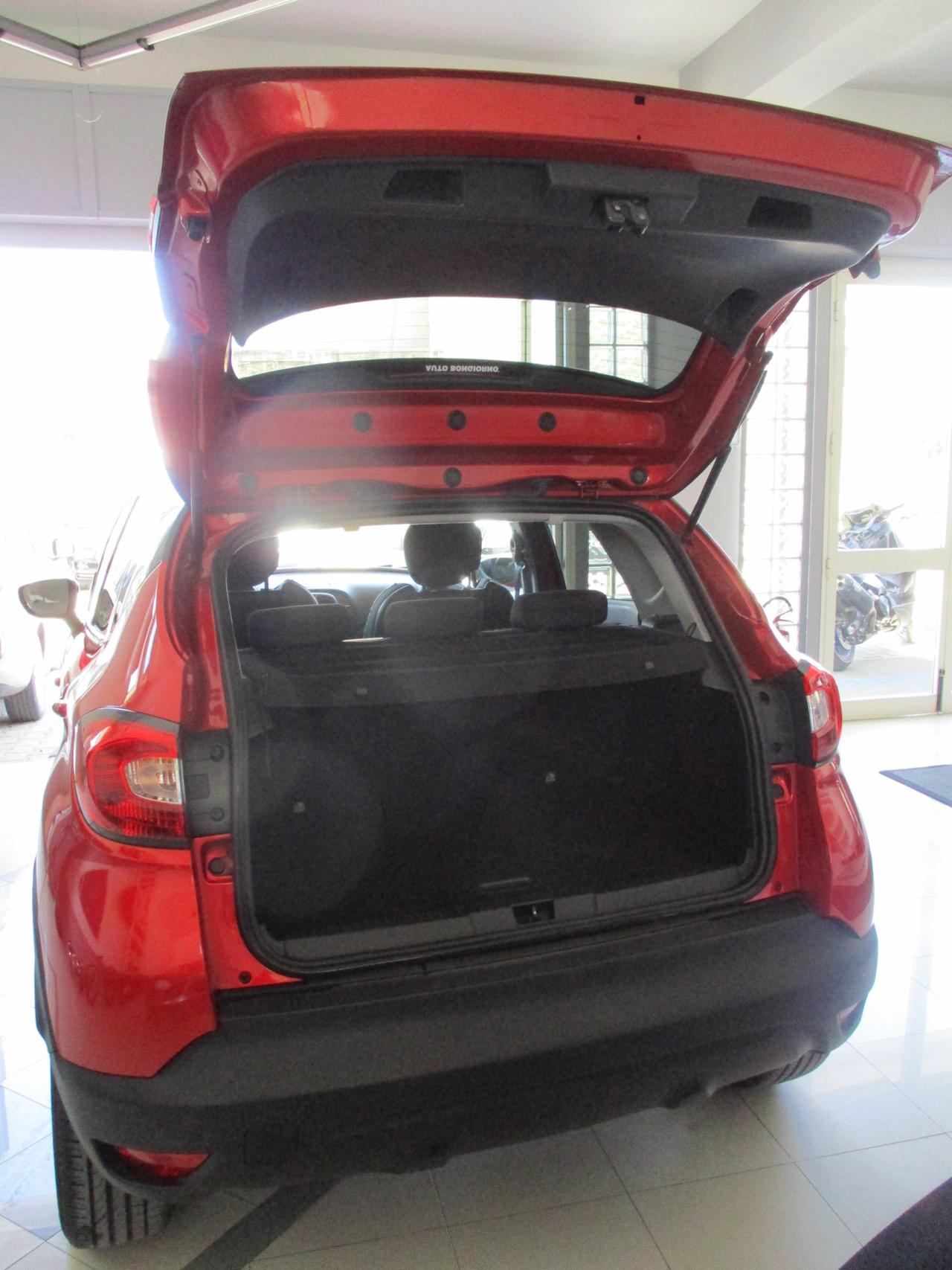 Renault Captur 1.5 dci Iconic 90cv