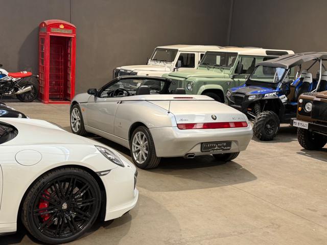 ALFA ROMEO Spider 2.0i 16V Twin Spark cat L