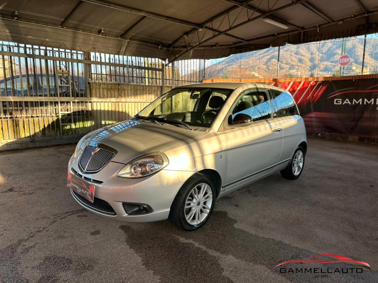 Lancia Ypsilon 1.3mjt Unyca 75cv