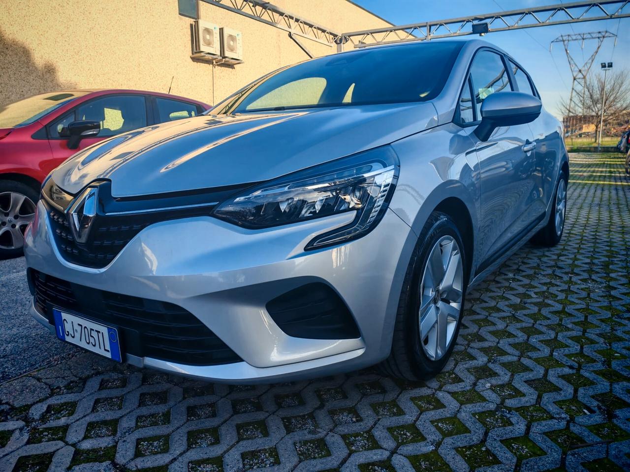 Renault Clio Full Hybrid E-Tech 140 CV 5 porte Intens C/A