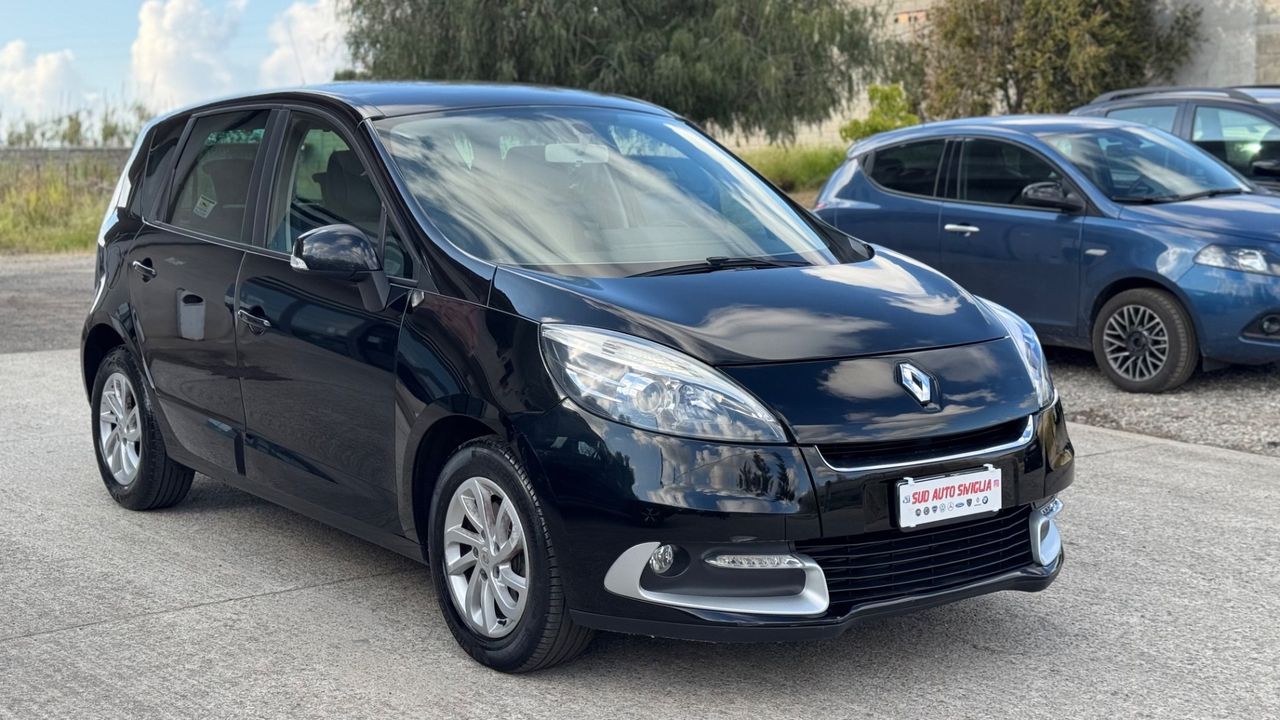 Renault Scenic Xmod 2013 photo 2