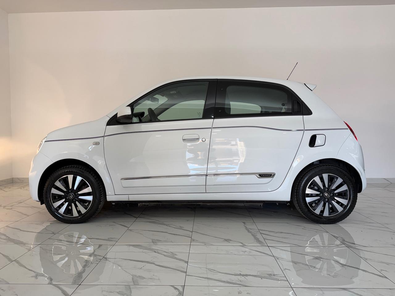 RENAULT TWINGO 92 CV AUTOMATICA FULL OPTIONAL 34.000 KM