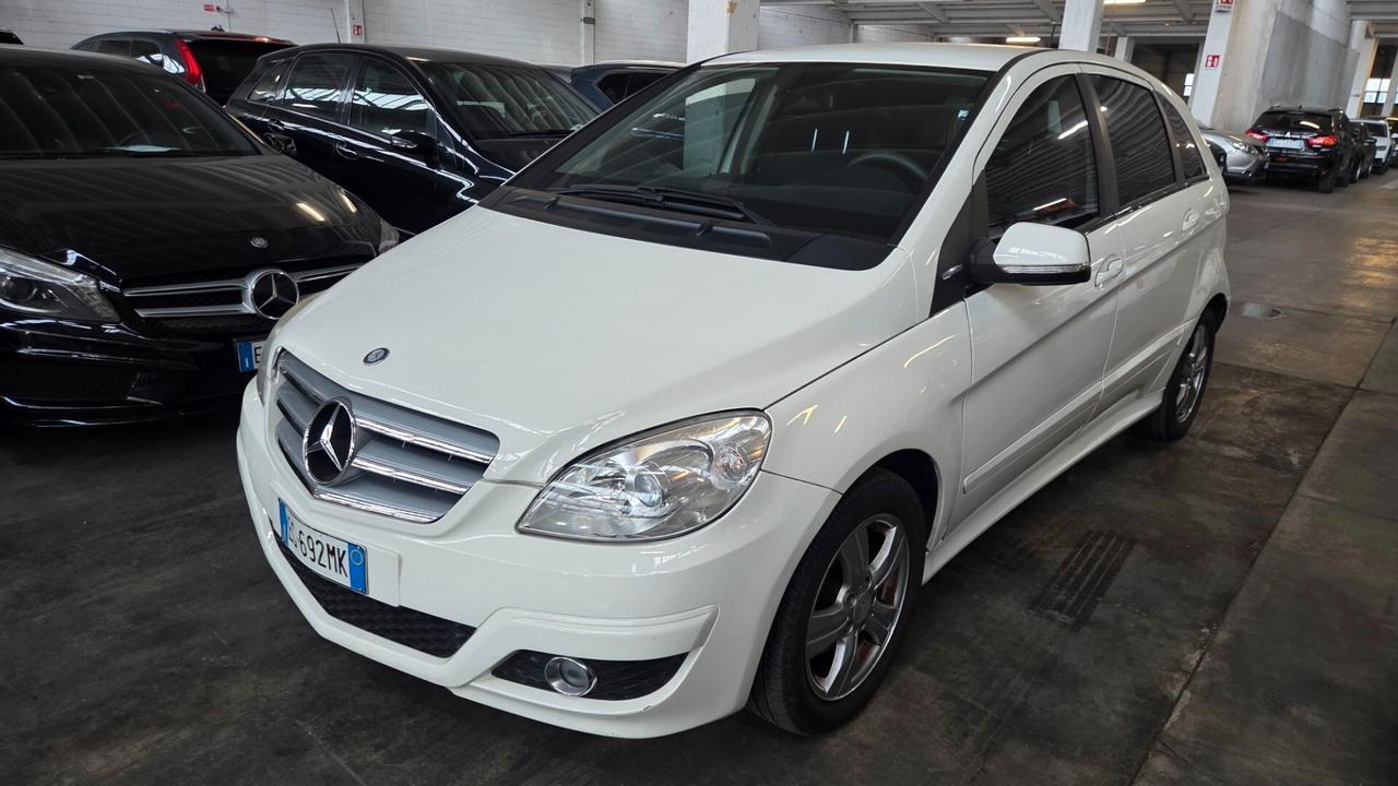 Mercedes-benz B 180 NGT BlueEFFICIENCY Executive unico proprietario
