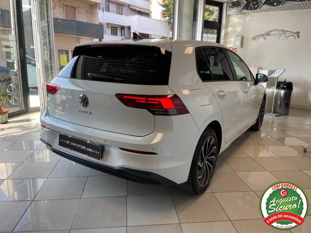 VOLKSWAGEN Golf 2.0 TDI 116cv DSG Life *NAVI*CAMERA