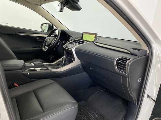Lexus NX 300h NX-Series NX 300h HEV Premium aut 4WD