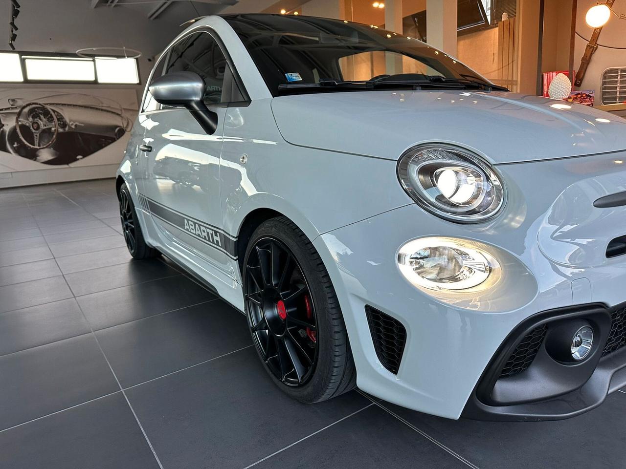 Abarth 595 1.4 Turbo T-Jet 165 CV Turismo