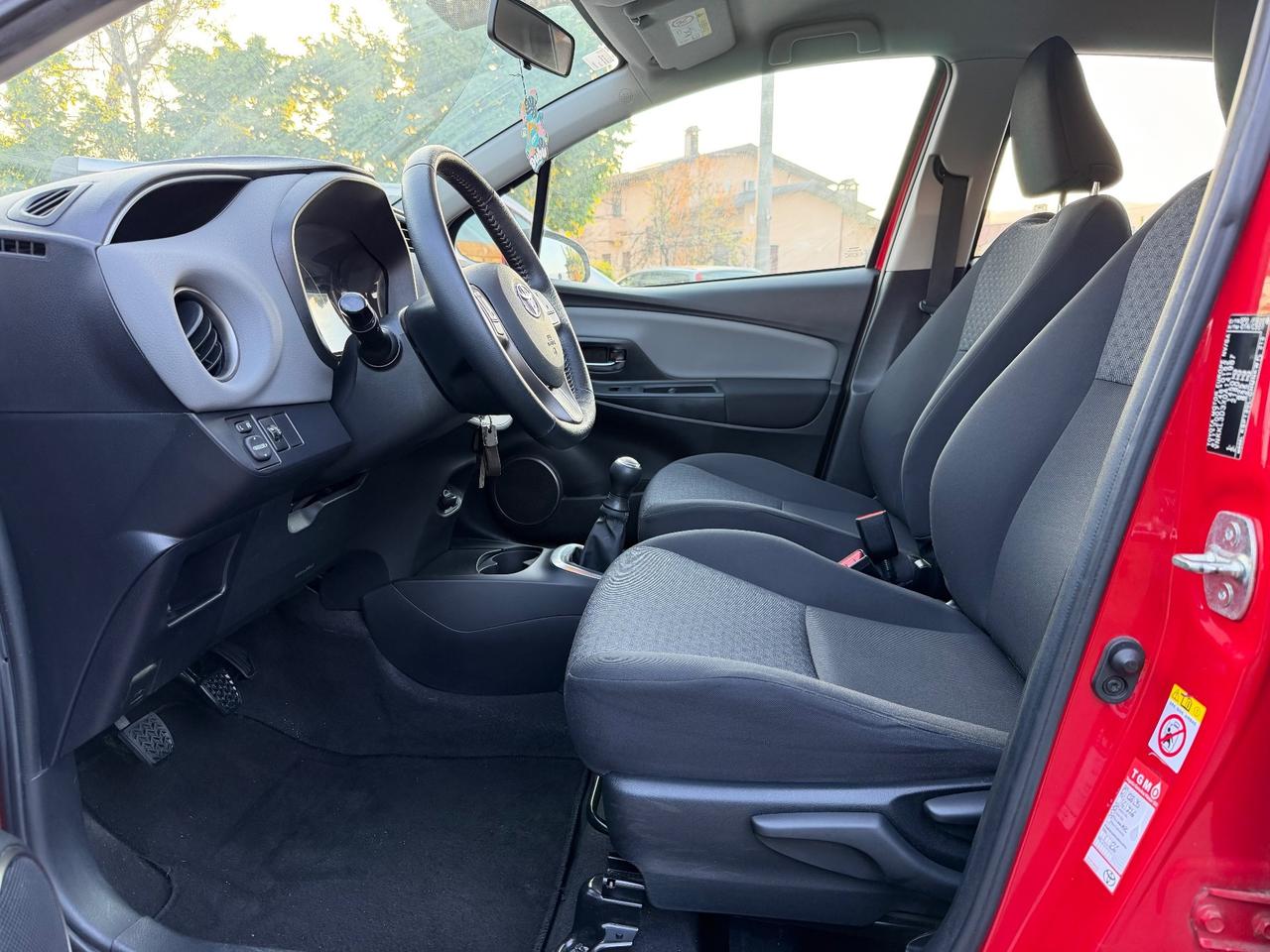 Toyota Yaris 1.0 5PORTE Lounge 2015 EURO6