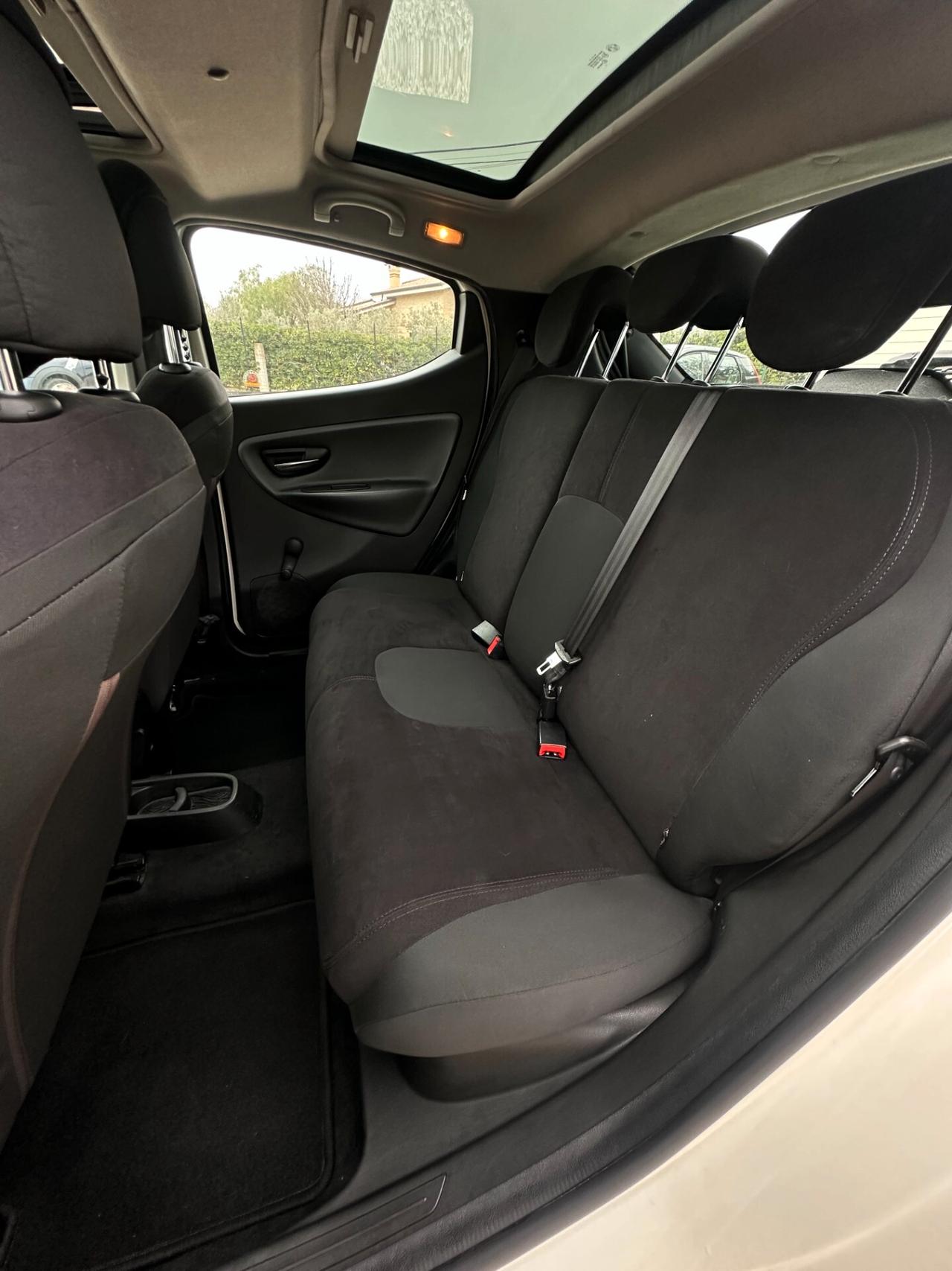 Lancia Ypsilon 1.3 MJT 16V 95 CV 5 porte S&S Elle