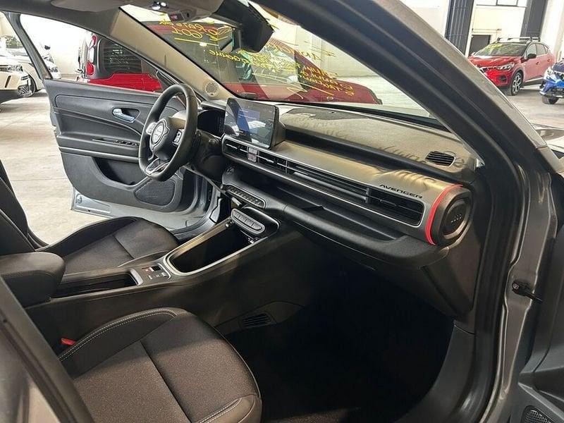 Jeep Avenger e-Hybrid 1.2 MHEV e-Hybrid Turbo Summit