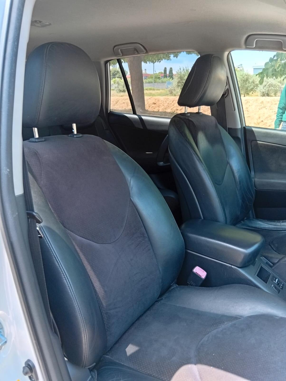 Toyota RAV 4 RAV4 2.2 D-4D 150 CV DPF