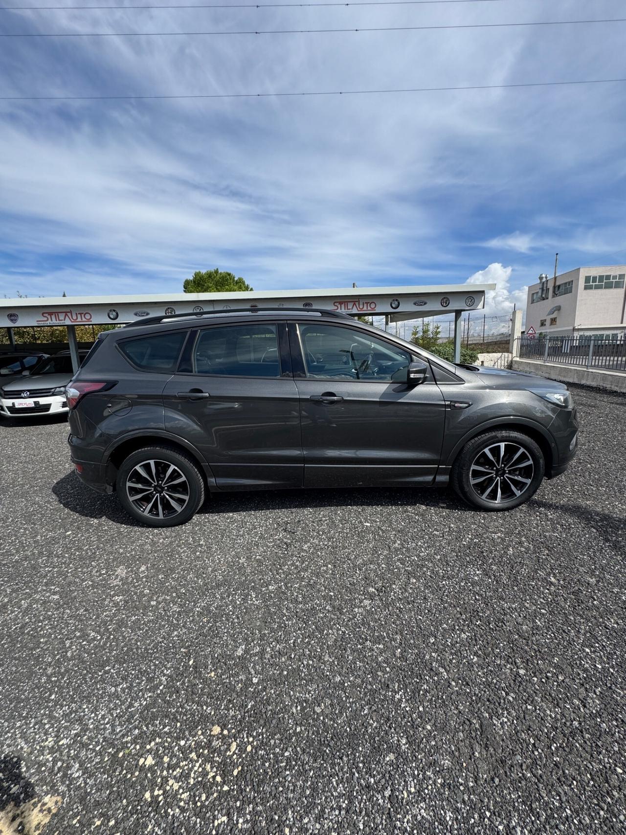 Ford Kuga 2.0 TDCI 120 CV S&S 2WD ST-Line
