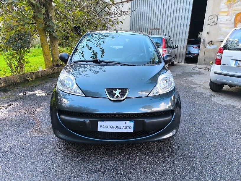 Peugeot 107 1.4 HDi 5p. Plaisir