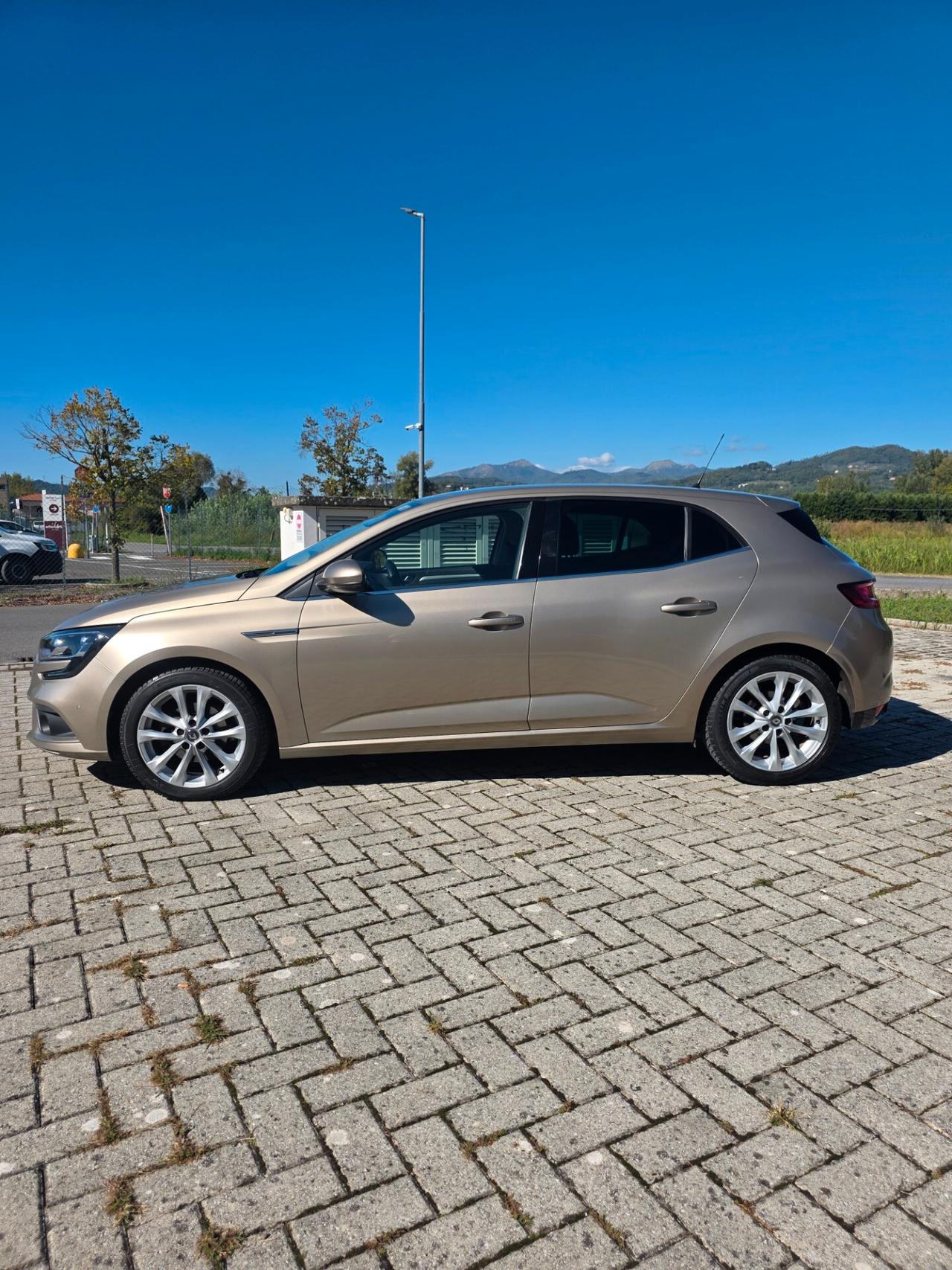 Renault Megane Mégane dCi 8V 110 CV EDC Energy GT Line
