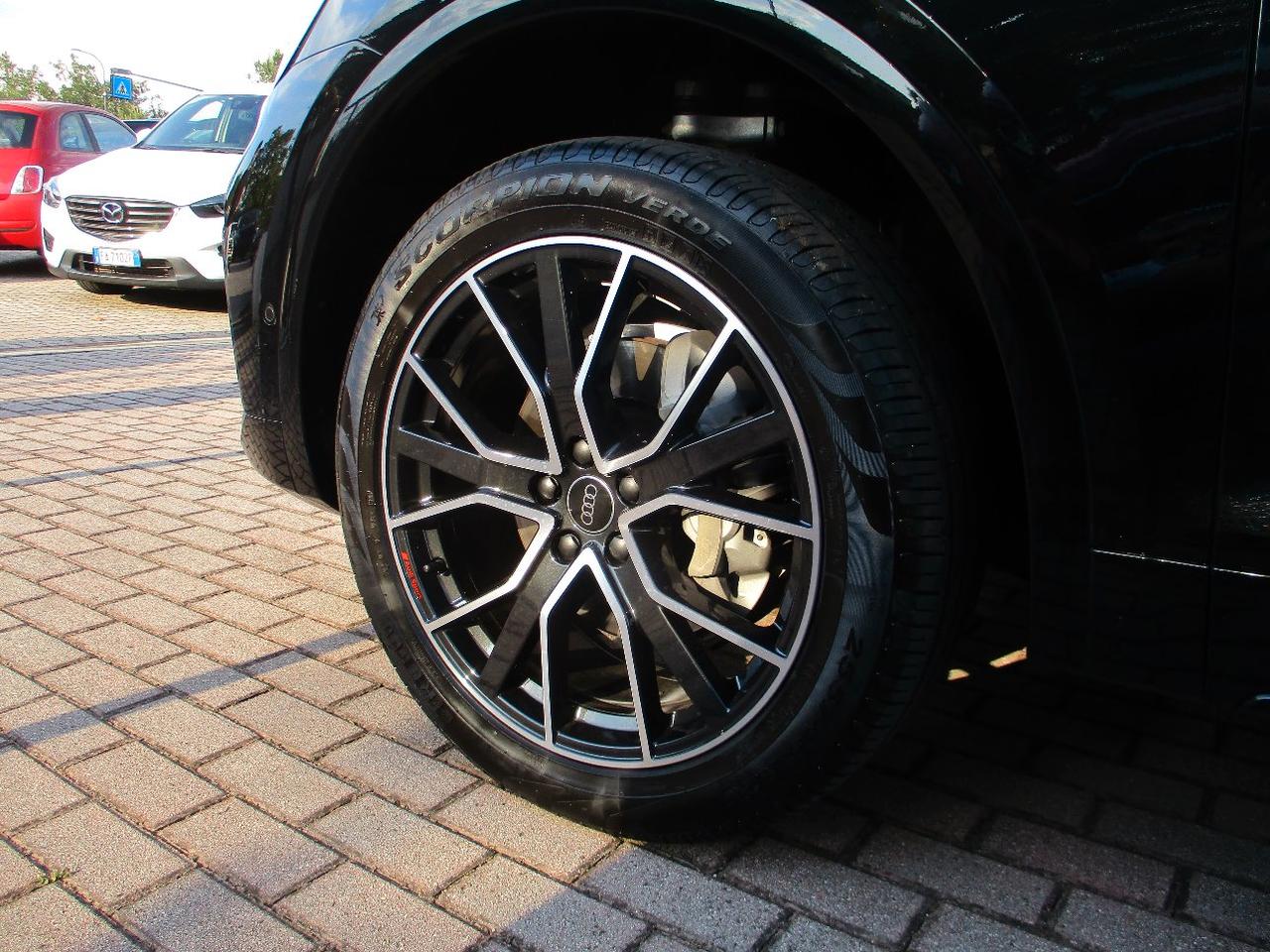 Audi Q5 Sportback 40 2.0 tdi mhev 12V S line Plus quattro s-tronic Black/HEAD UP