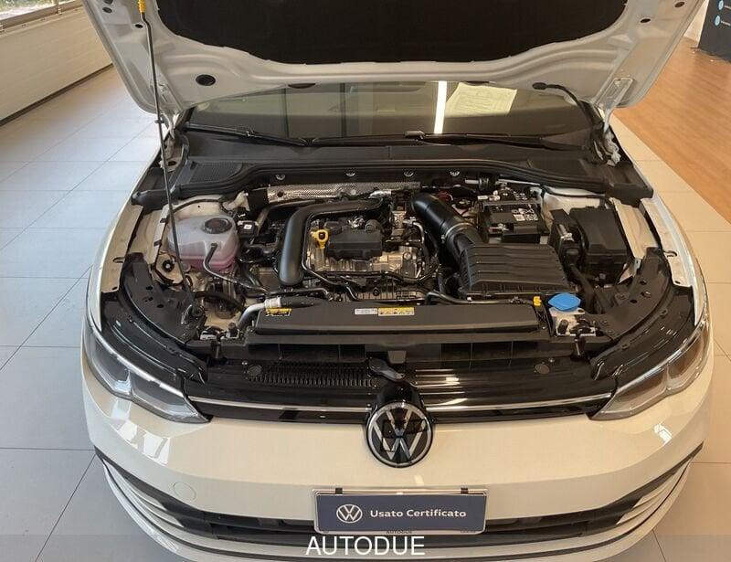 Volkswagen Golf 8 1.0 ETSI EVO LIFE DSG 110 CV