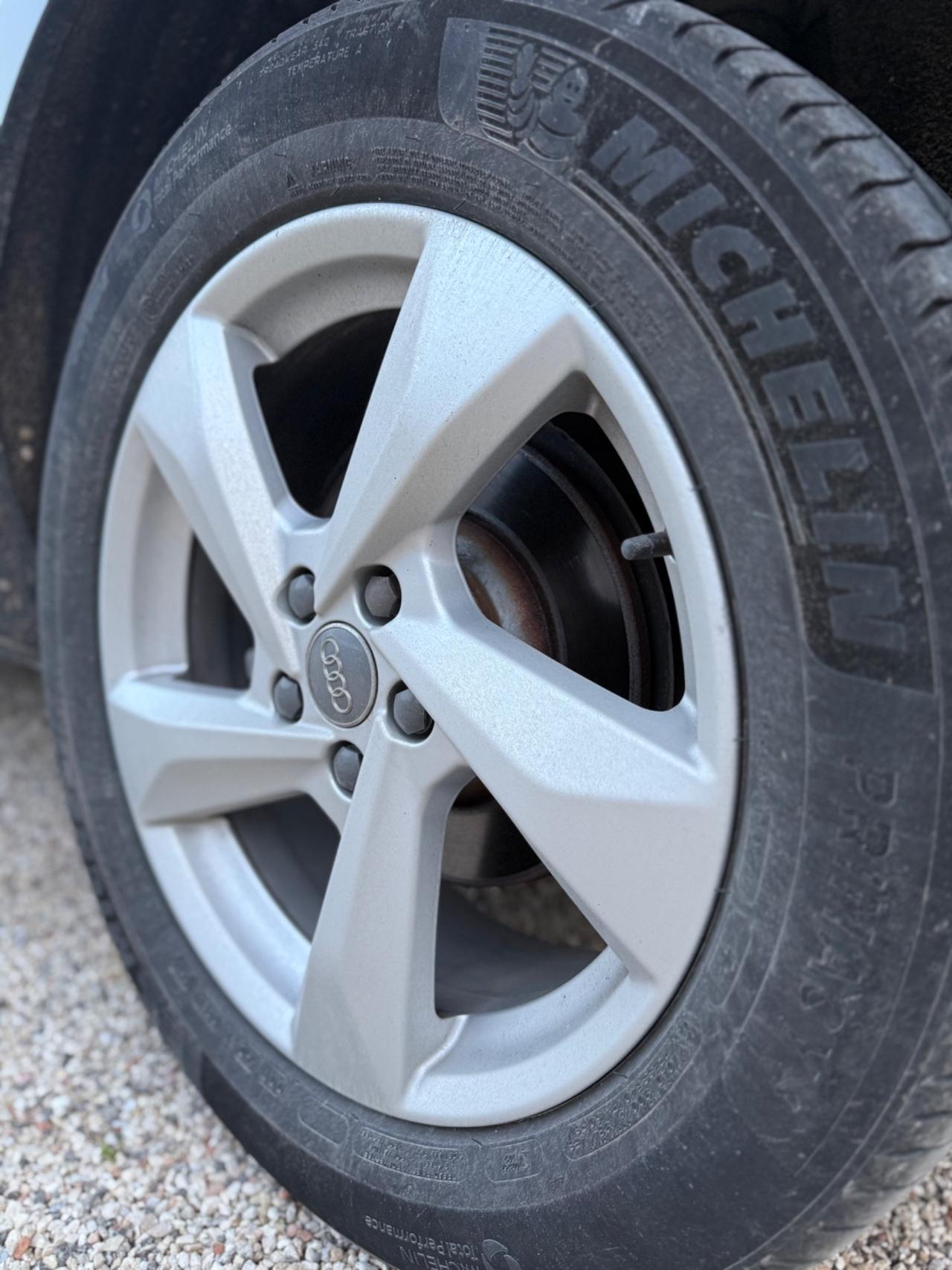 Audi Q3 2.0 TDI 150 CV S tronic advanced