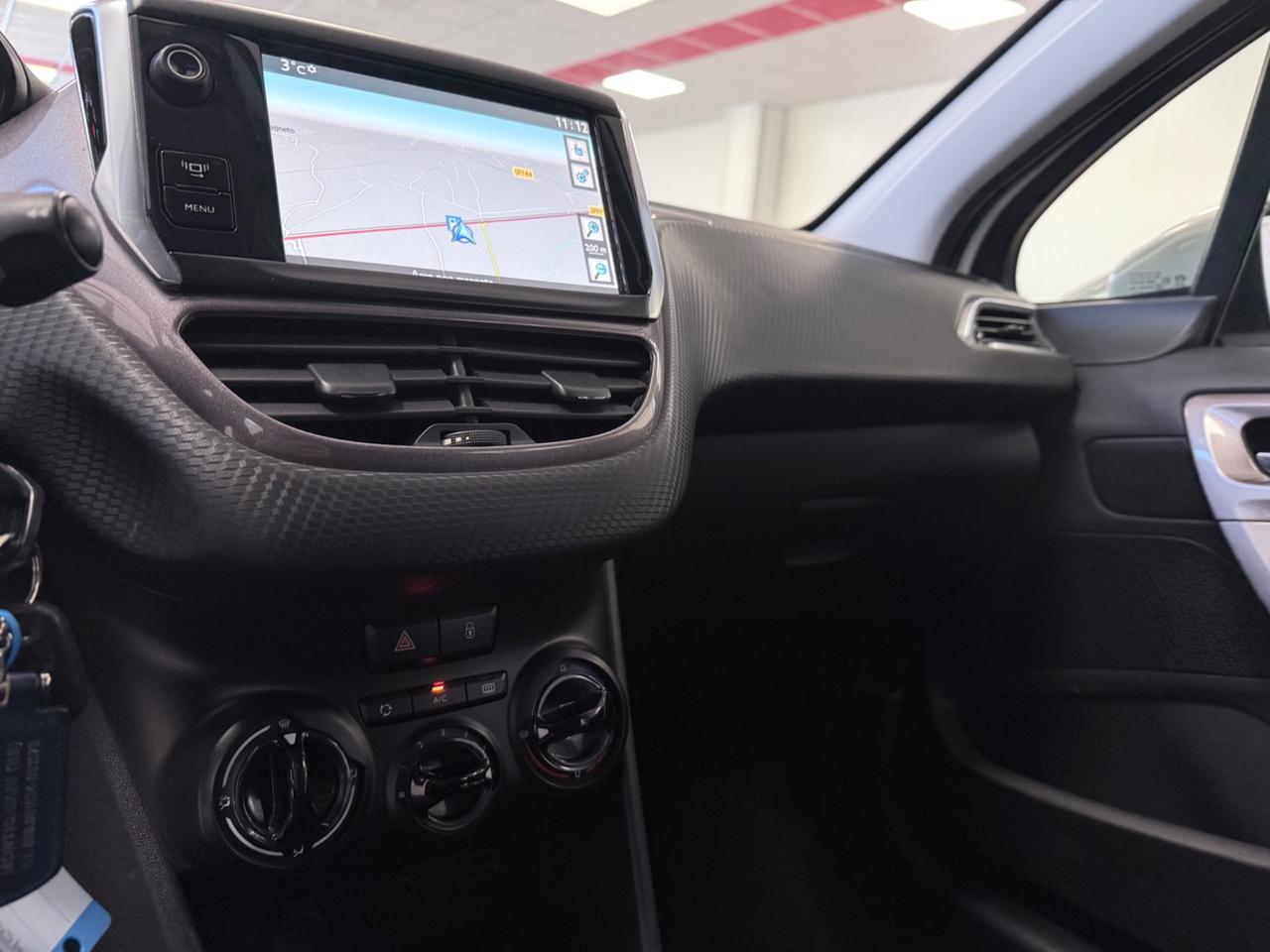 Peugeot 2008 PureTech 82 Allure