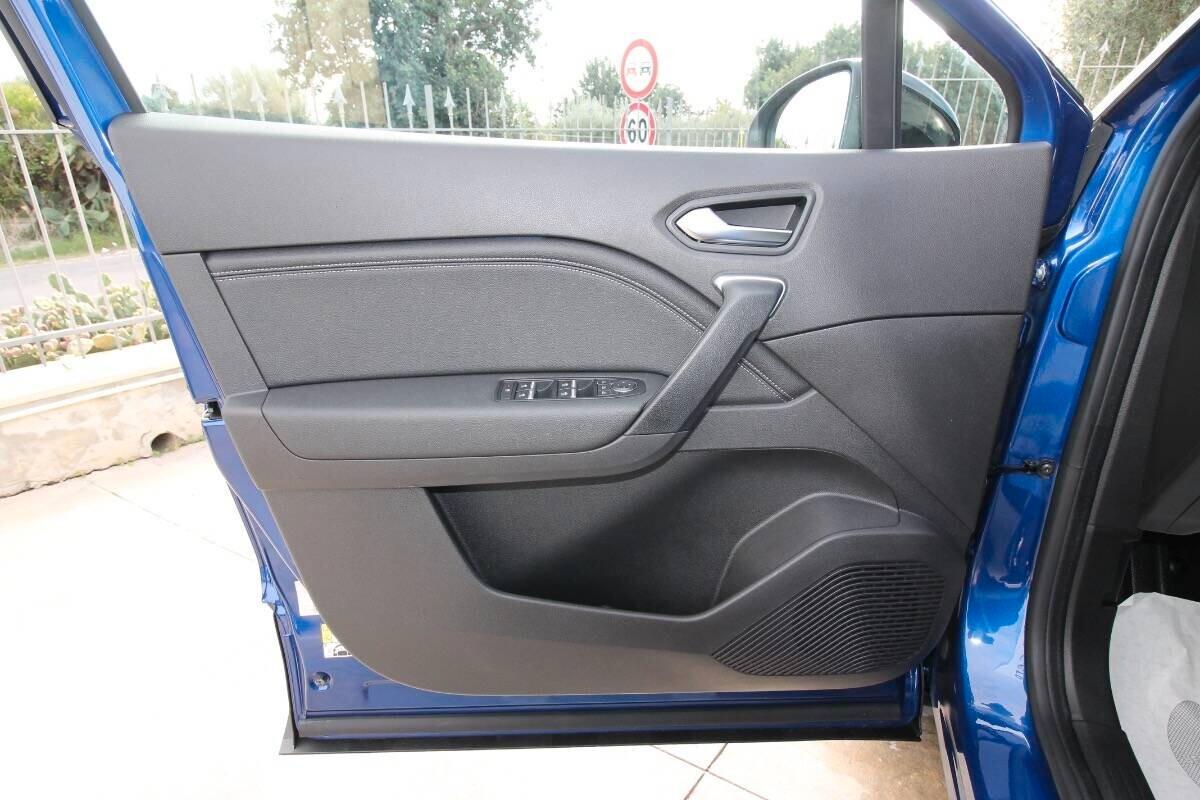 Renault Captur TCe 90 CV Techno | 22000KM|2024
