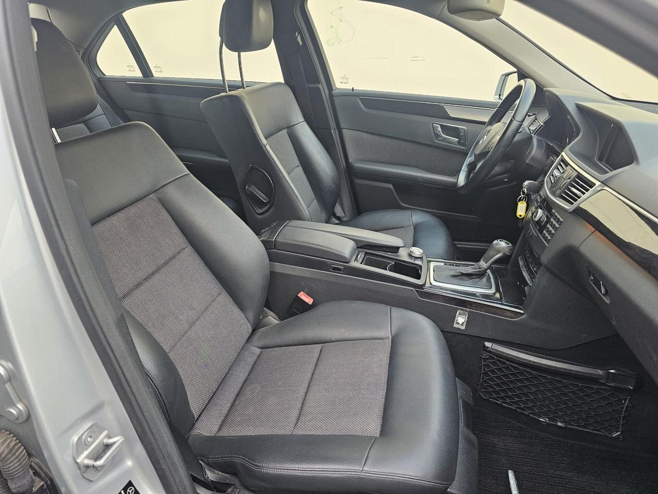 Mercedes-benz E 220 AVANTGARDE AMG