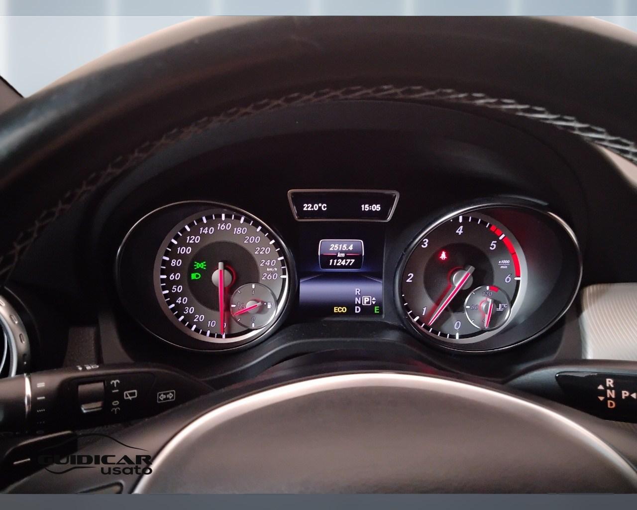 Mercedes-Benz GLA-X156 2014 - GLA 220 d (cdi) Sport 4matic 170cv auto